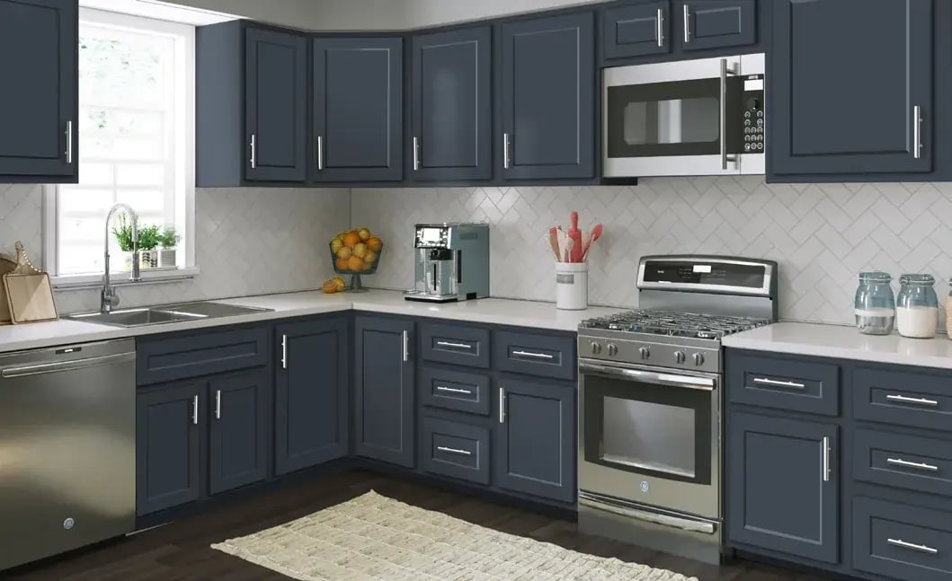 Kitchen with DuraFuse Oxford Duo cabinet doors in Anchor